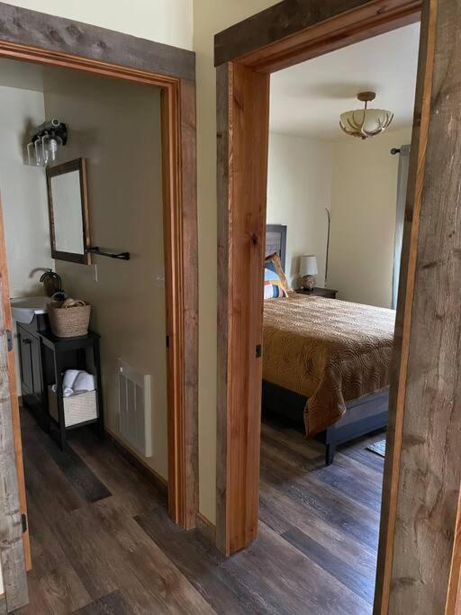 Parkway Yellowstone Guest House Apartment #3 Гардінер Екстер'єр фото